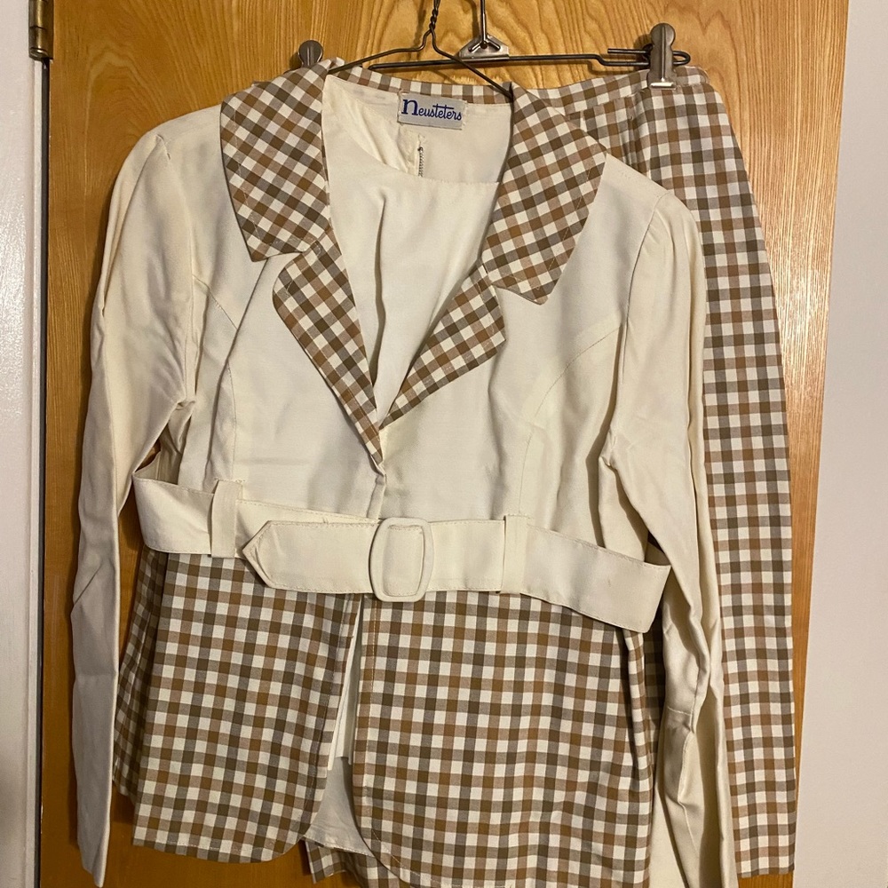 Late 60’s early 70’s 3 piece suit tan and white